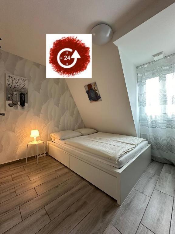 Modern Living Studio Kueche Netflix Inklusive Top Lage Neurenberg Buitenkant foto